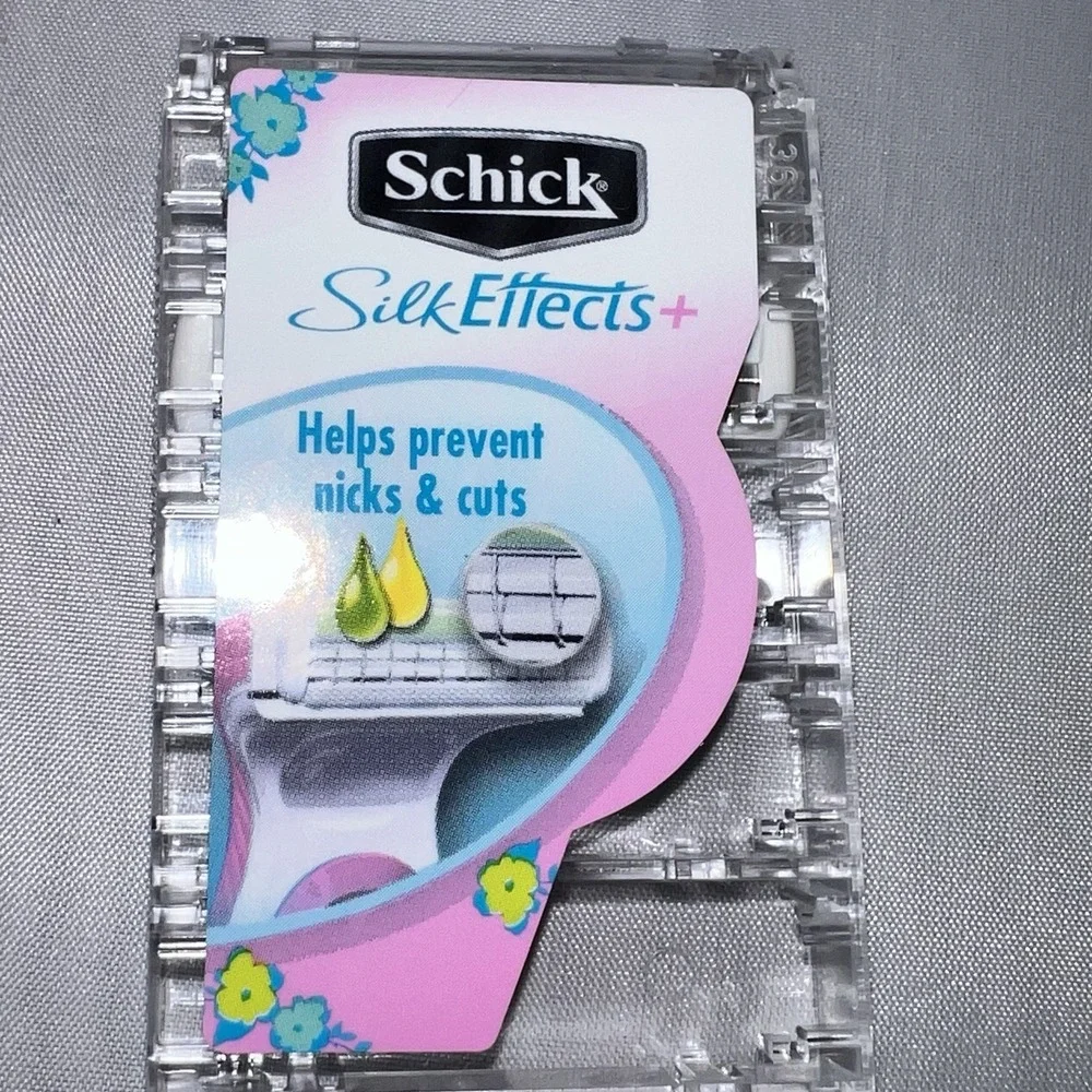 Schick Silk Effects Plus 1 Razor 2 Blades  & Shower Hanger New Old Stock Shaving